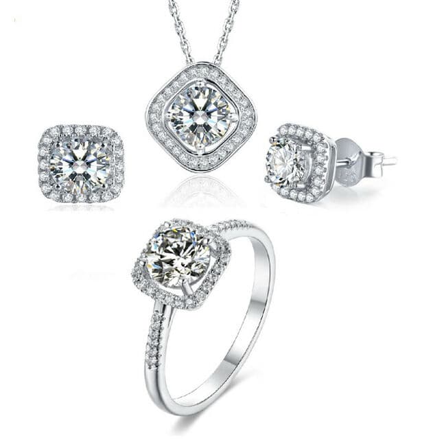 Mоиссанит алмаазан хослол