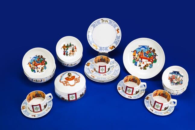 Үлэмж Монгол гангар шаазан